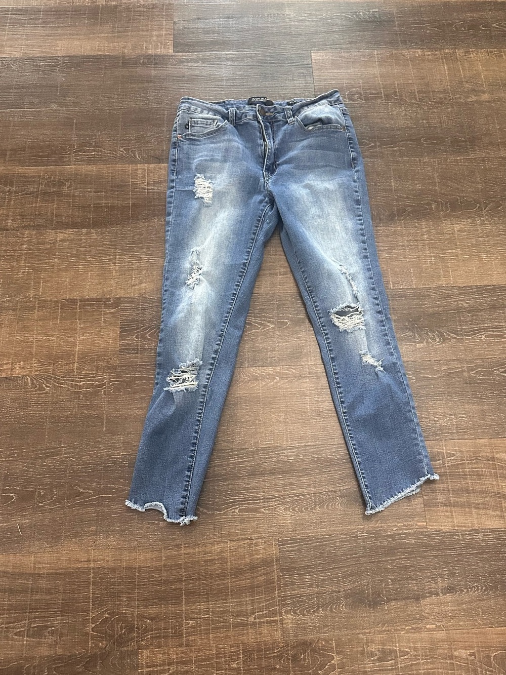 Judy Blue Medium Rise Distressed Skinny Fit Ankle Medium Wash Jeans Size 9/29